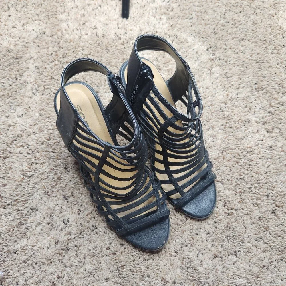 Soda Black Strappy Cadged Chunky Block Ankle Heels